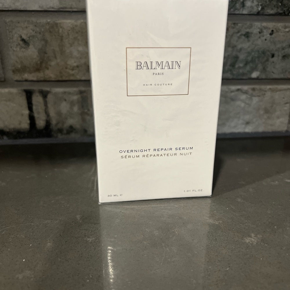 Balmain overnight repair serum 1.01 fl oz
